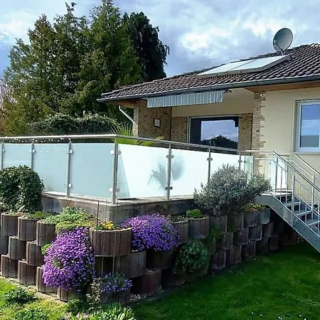 Ferienhaus Distelfink Dom wakacyjny Gudensberg